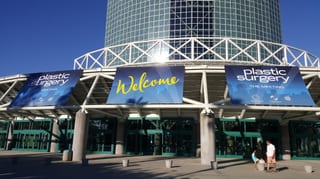 Original image from “Plastic Surgery: The Meeting ASPS Los Angeles 2016”.