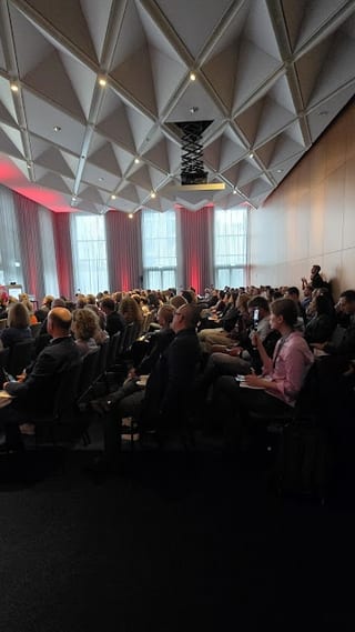 Photograph 7 accompanying the article “KG Meeting in Munich 2025”.