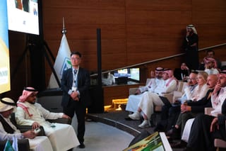 Photograph 6 accompanying the article “Invited Faculty at Saudi FACE 2025”.